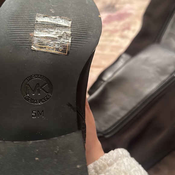 Michael Kors boots size 5M - Picture 10 of 10